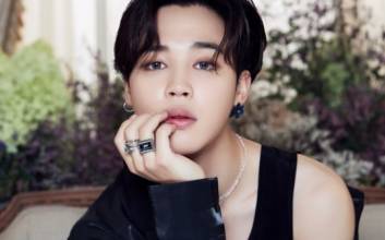 지민 'BTS 첫 열애 인정'에도 하이브 주가는 '무덤덤'…왜?