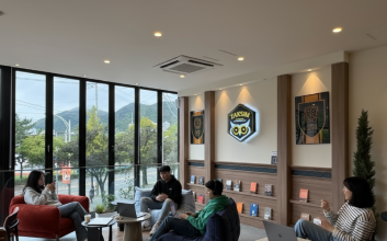 투썸플레이스 철거한 자리 ‘작심스터디카페’ 입점…여수시청 랜드마크 건물에서 안정 운영 시작