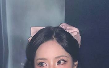 프로미스나인 박지원, 공주 같은 비주얼... 화려한 드레스 자태
