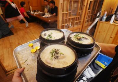 "삼계탕 한 그릇 1만8천원 시대"…서울 외식 물가 3년 새 2500원↑