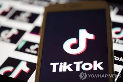트럼프, 틱톡 美 매각 합의 선언…관세는 반도체·의약품으로 확대 시사
