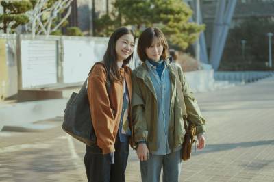 "친구 사이 열등감과 동경"...현실서 숨겨온 감정 펼친 넷플 '은중과 상연' 
