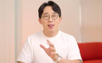 "270만 유튜버 믿고 샀는데"…'잇섭' 아이폰17 케이스, 품질논란