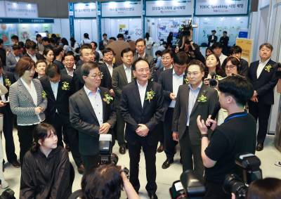 이환주 KB국민은행장, 신뢰 회복과 리딩뱅크 재도약 과제