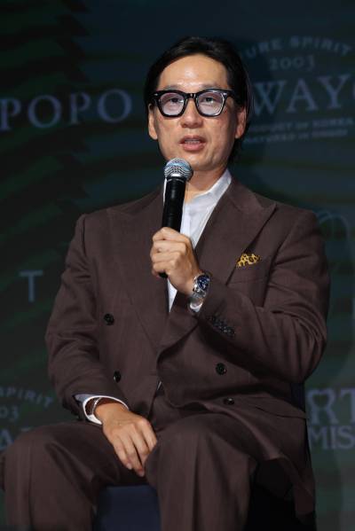  좌담 하는 김태엽 대표