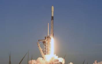 '스페이스X' 따라 우주 가나…미래에셋증권, 24% '폭등', 왜?