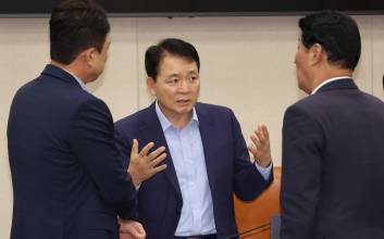 [속보] 성일종 "중국에 셰셰한 결과는 노쇼, 이게 李대통령 호텔경제학인가"