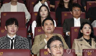  장동혁 '건국전쟁2' 관람 후폭풍... 4·3단체 "역사 왜곡 동조" 규탄