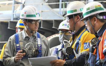 ‘젊은 리더십’ 전면에…정기선, HD현대 회장 취임