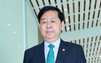 집값 50억 원이면 1년에 5000만 원 보유세?...정부, 세제개편 시동 거나