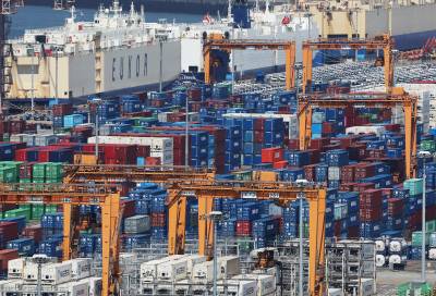 IMF “한국 1인당 GDP 34위→37위”…3단계 하락