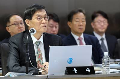 이창용 한은 총재 “외환보유액 줄어드는 국면에 적극적 금 매입 어려워”
