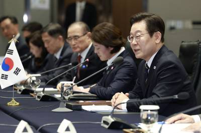 분절된 세계 속 한국, ‘브리지 외교’ 시험대에 오른다