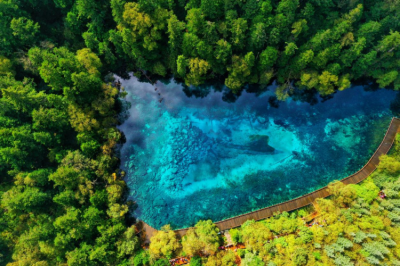 中 쓰촨 주자이거우 방문객 600만 돌파... 40여 년 만의 최고치