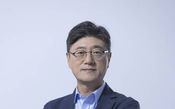 SKT, 신임 CEO에 정재헌 사장 선임