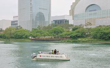 "지속 가능한 미래 위해"...ESG 실천에 진심인 롯데