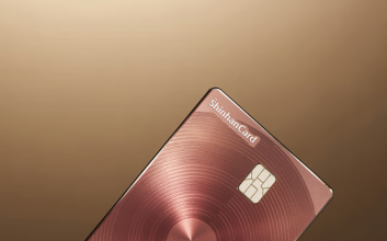 “역성장기에도 연회비는 치솟는다”… 카드사, 왜 ‘프리미엄’에 몰리나