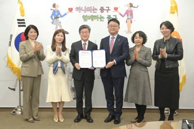 “임산부 프리패스” 우리은행, 서울 중구청과 함께 임산부 전용 좌석 마련