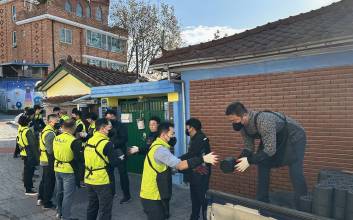 겨울철 온기 나누는 KGM, 평택연탄나눔 후원금 전달