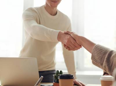 집주인들 뿔났다…"세입자 받을 때 면접 보자" 청원 '시끌'