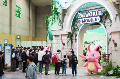 크래프톤, 관람객 몰려 ‘현장 열기 최고조’…팰월드 모바일 최대 2시간 30분 대기