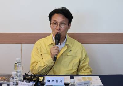  金총리 "한강버스 안전성 우려…사고 원인 철저 조사"