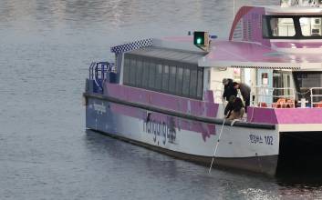 김민석 총리, 한강버스 멈춤 사고에 “안전성 심각한 우려”