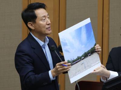 오세훈 "이게 숨이 턱 막힙니까?"…'종묘 시뮬레이션' 공개