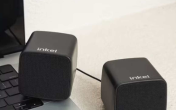 "맥북 스피커와 구분 안 된다"…IT 유튜버 극찬에 다이소 5000원 스피커 품절 대란