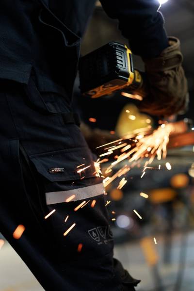 K2 Safety, 용접 현장을 위한 ‘난연 워크웨어’ 출시