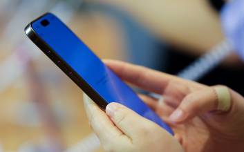 SNS 중고아이폰 쇼핑몰 피해 폭증…두 달 기다려도 '배송·환불 지연'