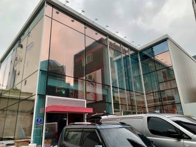  에이피알, '핫플' 성수 상륙 임박…플래그십스토어 3호점 12월 중순 오픈