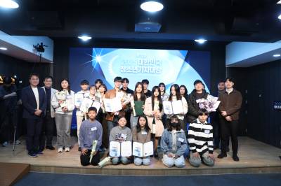 영 저널리스트 청소년 기자단, '2025 대한민국 청소년 기자대상' 3개 부분 석권