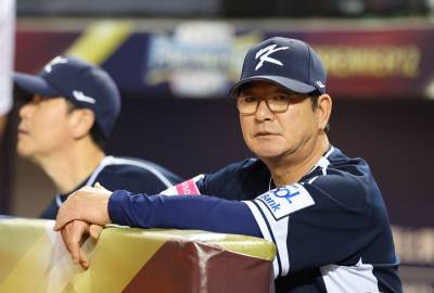 '제자와 부적절' 며느리 무혐의…류중일 감독, 국민청원 제기