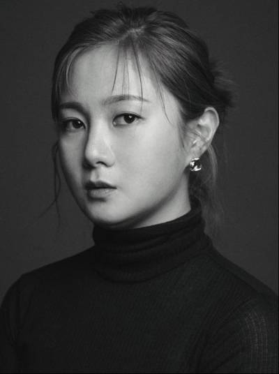 박나래, '특수상해·횡령' 고소 당해…회사자금 논란 일파만파