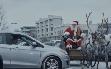 "섬뜩해, 최악의 AI"…결국 내려진 맥도날드 '성탄절 광고' 어땠길래