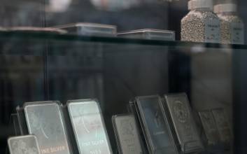 금 다음은 은…'실버 러시'에 투자자 몰린다