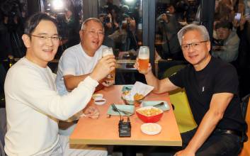 치킨집 골든벨에 해군 소위 아들까지…회장님서 '재드래곤'으로