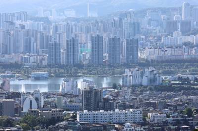 규제는 쏟아지는데 집값은 더 오른다…서울 부동산 '상급지 쏠림' 심화