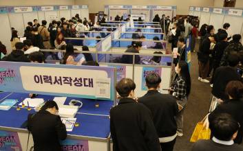 AI가 바꾼 채용 공식…‘단순 공고’ 시대 가고 ‘초개인화 매칭’ 시대 왔다[채용 플랫폼 지각변동]②