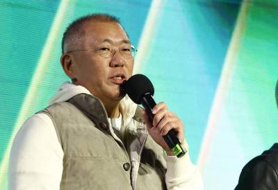 정의선 회장, 포티투닷 ‘자율주행차’ 직접 점검