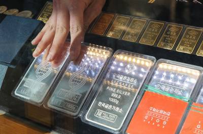 '금투' 대신 '은투' 銀값 연일 폭등…올해 160%나 올랐다