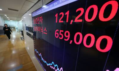 '역대급 신고가' 삼성전자…통 큰 성과급 '장전'