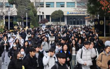 2027 대입 ‘겹겹의 변수’…통합수능 마지막 해, 판이 흔들린다 [임성호의 입시지계]