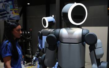 현대글로비스 장중 12% '급등'…AI+로보틱스 화려한 콜라보 [신Go가]