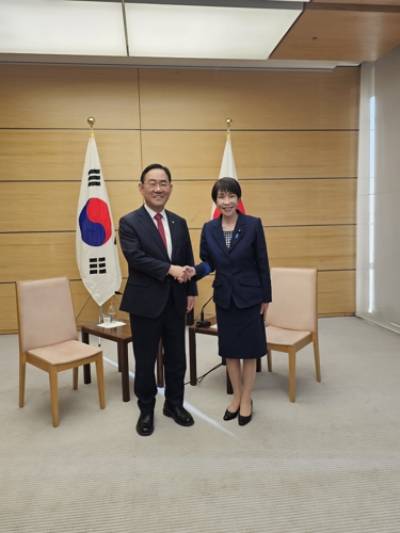 中 희토류 수출 통제…日 총리 “한일협력 어느 때보다 중요”