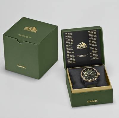 "학생들만 차는줄"…日총리, 李대통령에 선물한 '카시오' 시계 반전