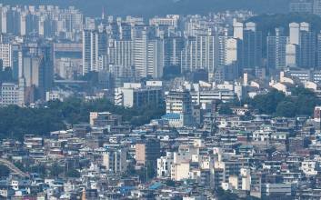 "잘 지은 빌딩만 산다"…오피스·물류시장, 공실도 임대료도 '양극화'
