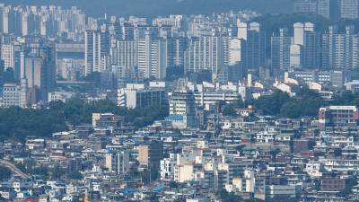 "잘 지은 빌딩만 산다"…오피스·물류시장, 공실도 임대료도 '양극화'