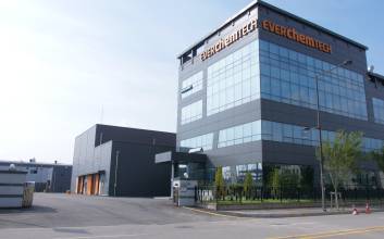 "中 공급망, 일본 지고 한국 뜬다"... K-소부장 대표 기업들, 대륙 공략 '가속'